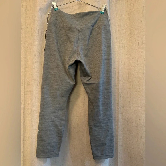 NIKE DRI FIT ONE LEGGINGS SIZE S TRAINING MID RISE, GRAY. Athletic Leggings. - Picture 2 of 8